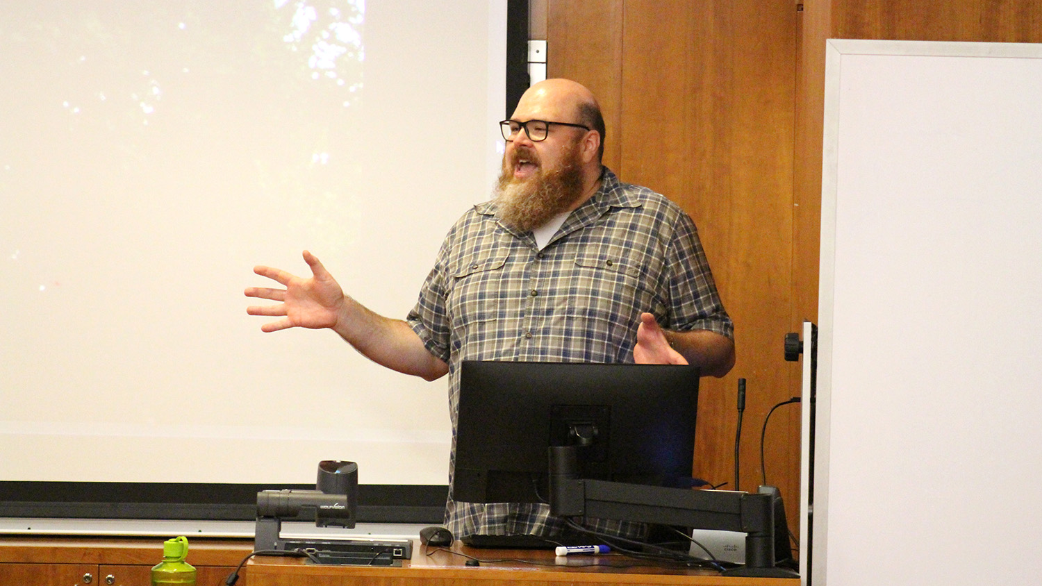 Matt Bertone, the Matt Bertone, director of NC State's Plant Disease and Insect Clinic, gives a presentation during the 2022 Arts and Your Major series.