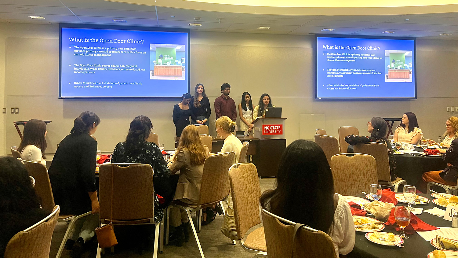 Honors students presented their final projects during an end-of-semester CBRL banquet, which included both campus and community partners.