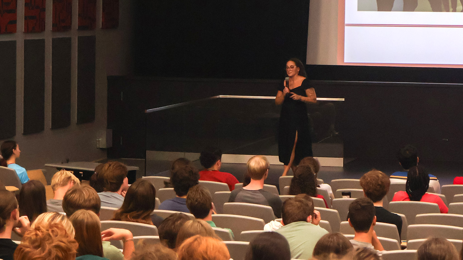 University Scholars Program alumna Dr. Keersten Ricks speaking about her career in diagnostic research and development for infectious diseases for the Honors Forum in August.